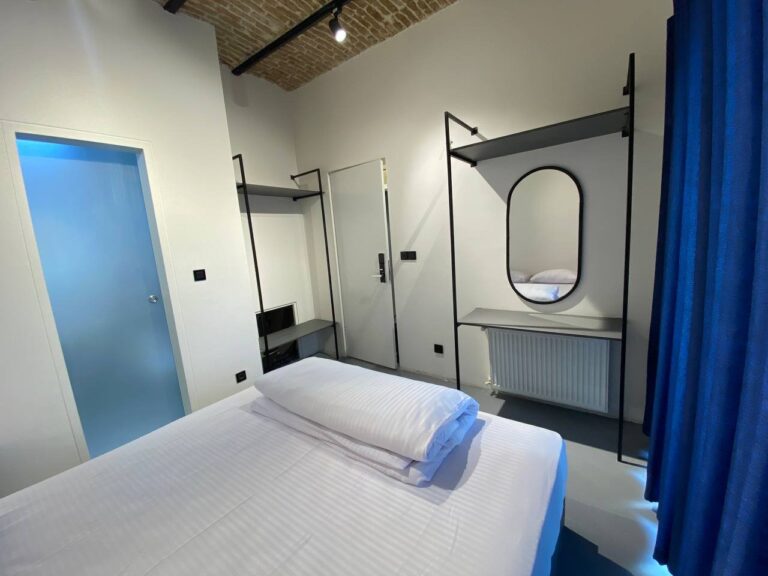 fd2376fd-d01f-4b20-b37a-35670c9f5086